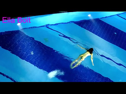 ❤️ Ech kann net ophalen ze kucken, jonk Blond gefaange schwammen plakeg am ELLA BOLT Resort Pool Porno op lb.porngifmag-com.ru ️❤